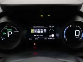 Toyota Yaris (2023) thumbnail 3