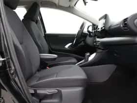 Toyota Yaris (2023) thumbnail 31