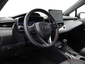 Toyota Corolla (2024) thumbnail 2