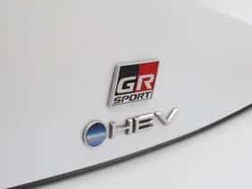 Toyota Corolla (2024) thumbnail 5