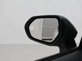 Toyota Corolla (2024) thumbnail 6