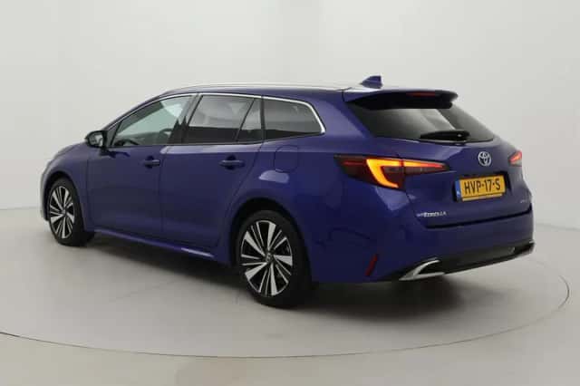 Toyota Corolla (2025) thumbnail 4