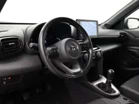 Toyota Yaris Cross (2022) thumbnail 2