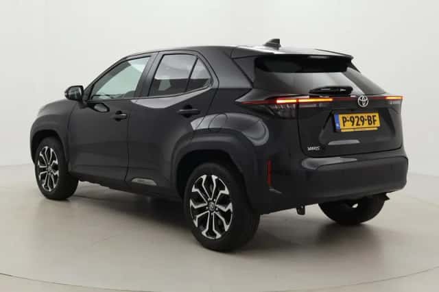 Toyota Yaris Cross (2022) thumbnail 4