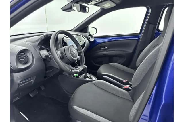 Toyota Aygo X (2025) thumbnail 2