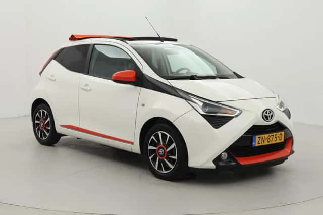 Toyota Aygo (2019) thumbnail 1