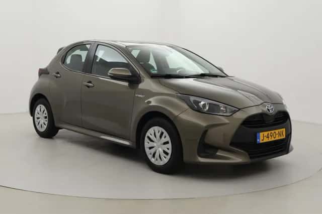 Toyota Yaris (2020) thumbnail 1