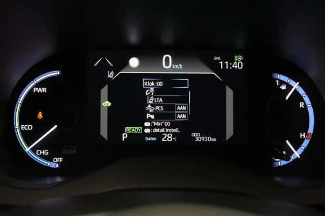 Toyota Yaris Cross (2023) thumbnail 3