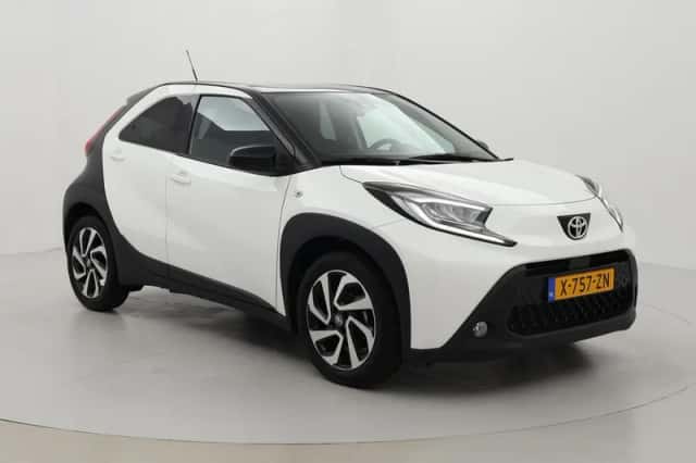 Toyota Aygo X (2024) thumbnail 1