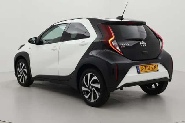 Toyota Aygo X (2024) thumbnail 4