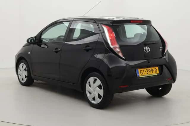 Toyota Aygo (2015) thumbnail 4