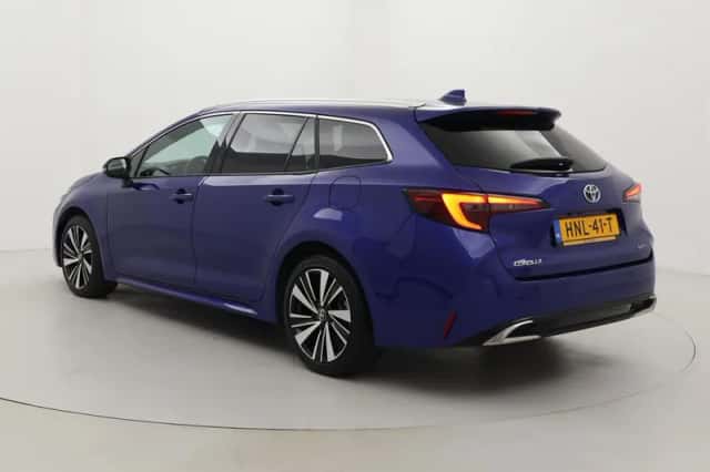 Toyota Corolla (2025) thumbnail 4