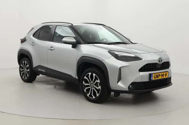 Toyota Yaris Cross (2024) thumbnail 1