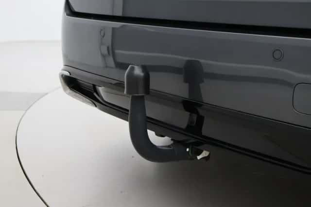 Toyota Corolla (2023) thumbnail 5