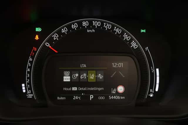 Toyota Aygo X (2022) thumbnail 3