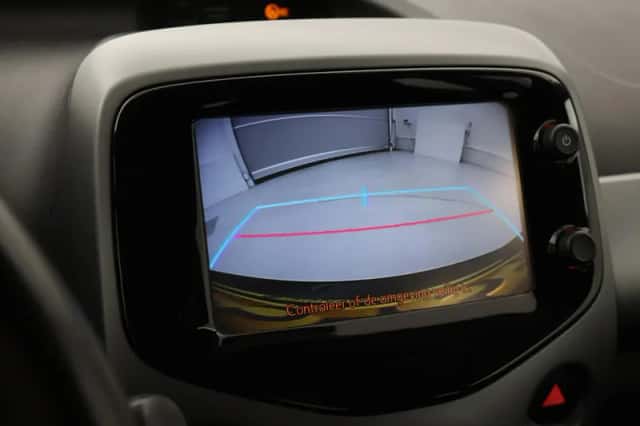 Toyota Aygo (2018) thumbnail 6