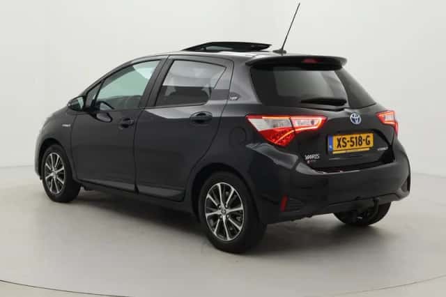 Toyota Yaris (2019) thumbnail 4