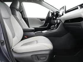 Toyota RAV4 (2022) thumbnail 38