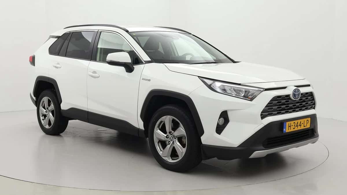 Toyota RAV4 (2020) — foto 1