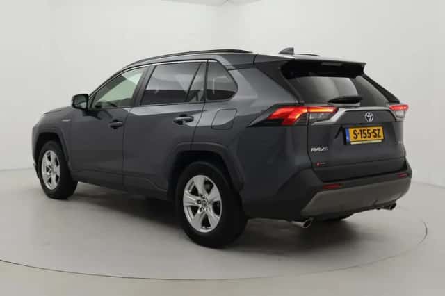 Toyota RAV4 (2019) thumbnail 4