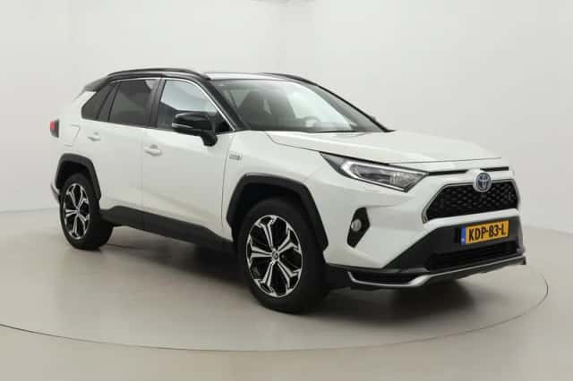 Toyota RAV4 (2022) thumbnail 1
