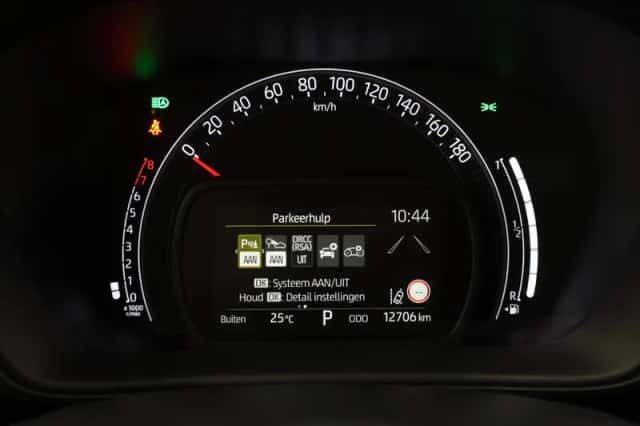 Toyota Aygo X (2022) thumbnail 3