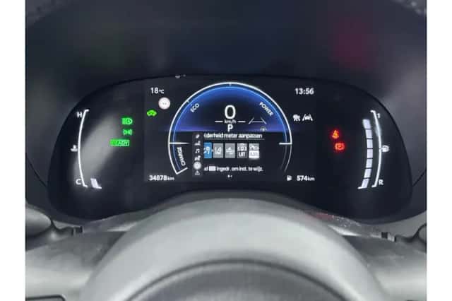 Toyota Yaris (2025) thumbnail 3