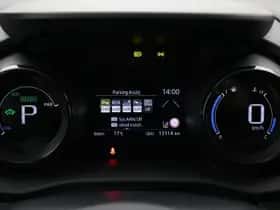 Toyota Yaris (2023) thumbnail 3