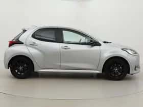 Toyota Yaris (2023) thumbnail 23