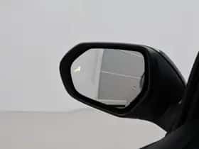 Toyota Yaris (2023) thumbnail 6