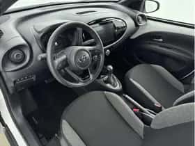 Toyota Aygo X (2024) thumbnail 17