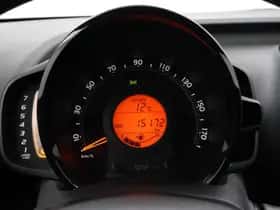 Toyota Aygo (2021) thumbnail 3