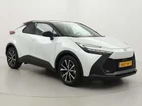 Toyota C-HR (2025) thumbnail 1