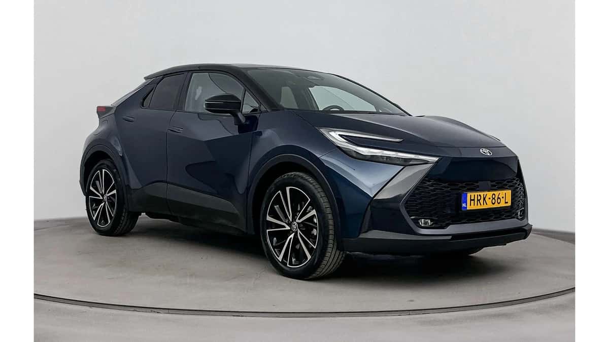 Toyota C-HR (2025) — foto 1