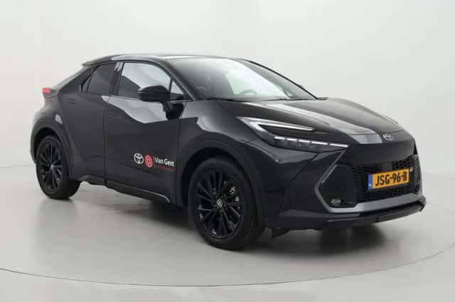 Toyota C-HR (2026) thumbnail 1