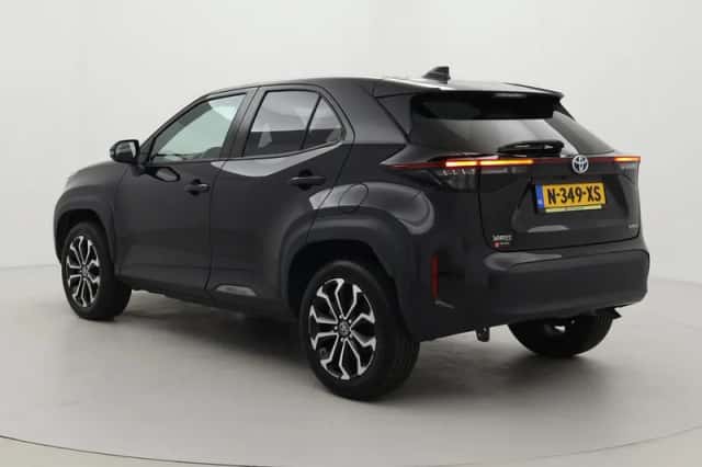 Toyota Yaris Cross (2022) thumbnail 4