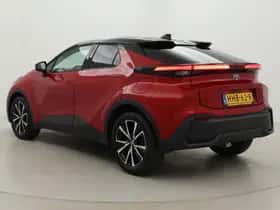 Toyota C-HR (2025) thumbnail 4