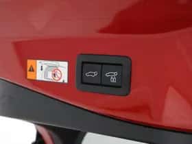 Toyota C-HR (2025) thumbnail 40