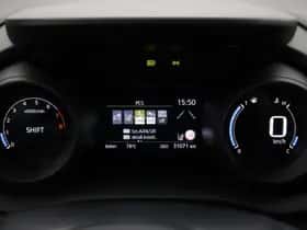Toyota Yaris (2024) thumbnail 3