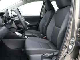 Toyota Yaris (2024) thumbnail 21