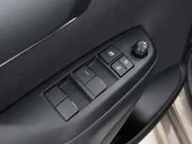 Toyota Yaris (2024) thumbnail 22