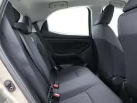 Toyota Yaris (2024) thumbnail 35