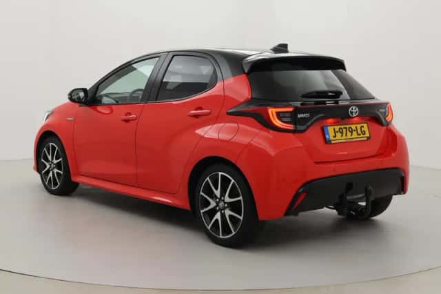 Toyota Yaris (2020) thumbnail 4