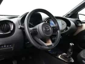 Toyota Aygo X (2023) thumbnail 2