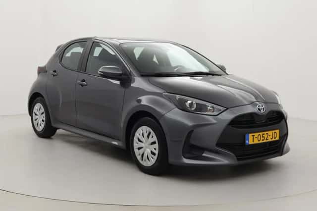 Toyota Yaris (2023) thumbnail 1