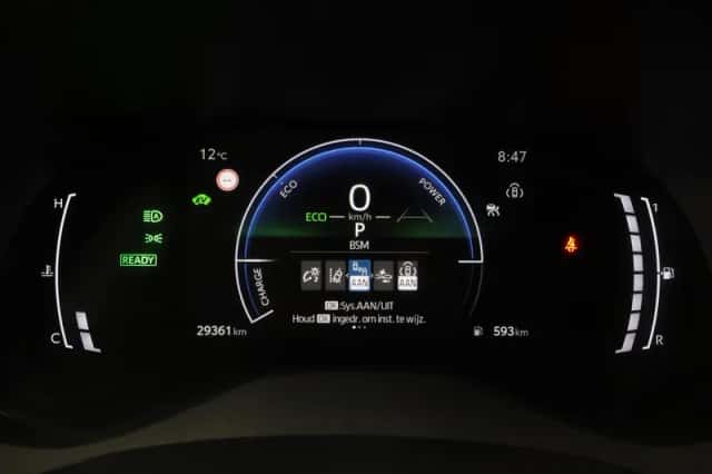Toyota Yaris Cross (2025) thumbnail 3