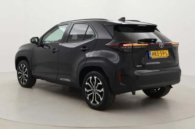 Toyota Yaris Cross (2025) thumbnail 4