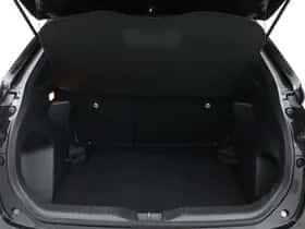 Toyota Yaris Cross (2025) thumbnail 38