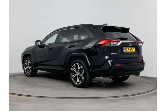 Toyota RAV4 (2025) thumbnail 4