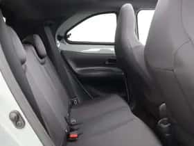 Toyota Aygo X (2024) thumbnail 37